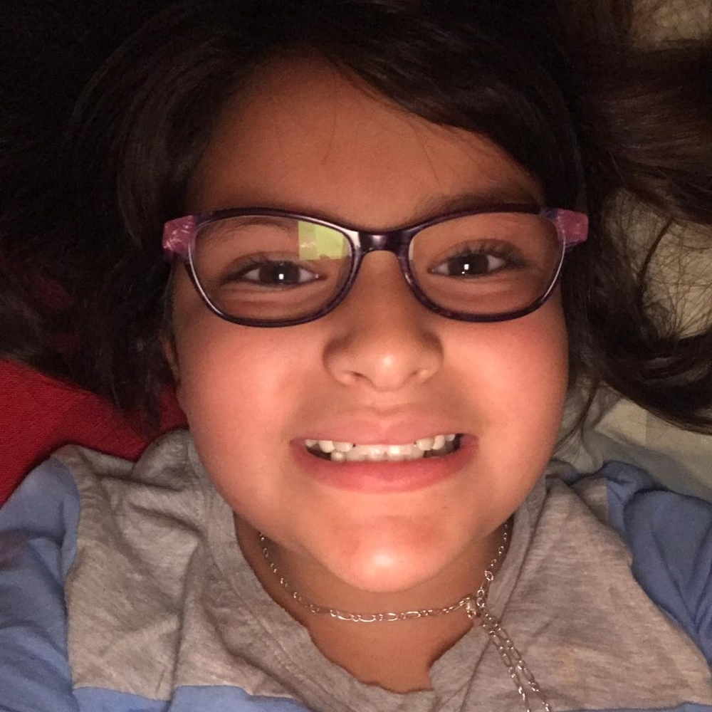 Meet your Posher, Yatzel